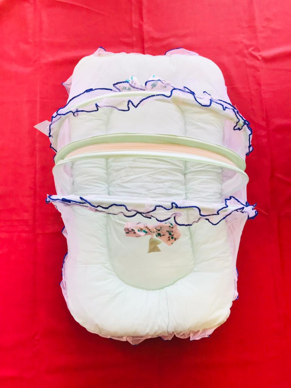 http://www.lotezystore.com/image/cache/catalog/ltzstMANSxyz3590/Baby%20bed/51be7a21-19ce-4ed9-b915-a822851b5597.jpg