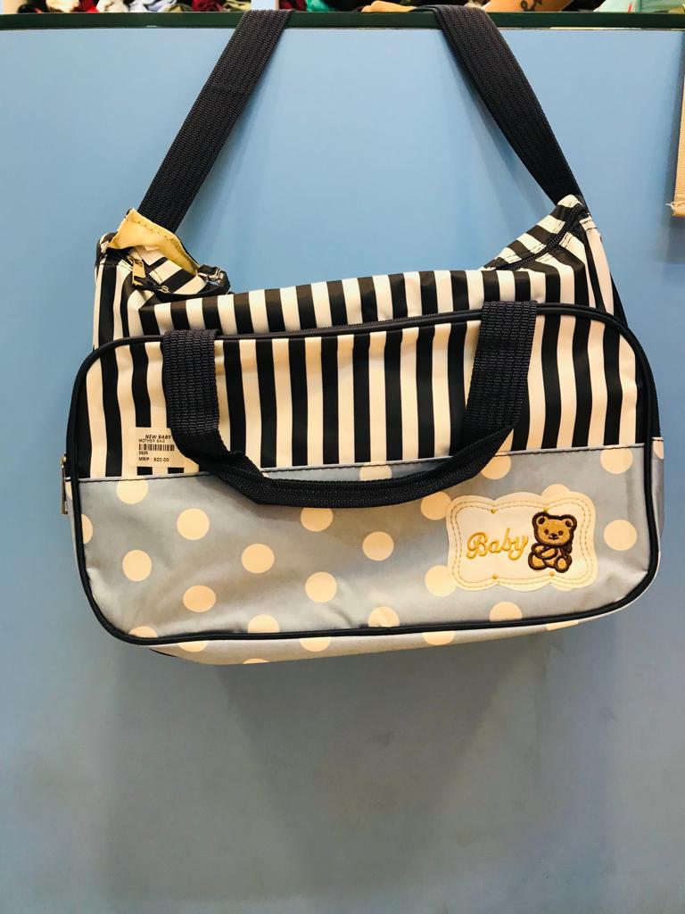 NEW BABY DAY MOTHER BAG WITH MULTIPLE COLOUR AND PRINT DESGNING