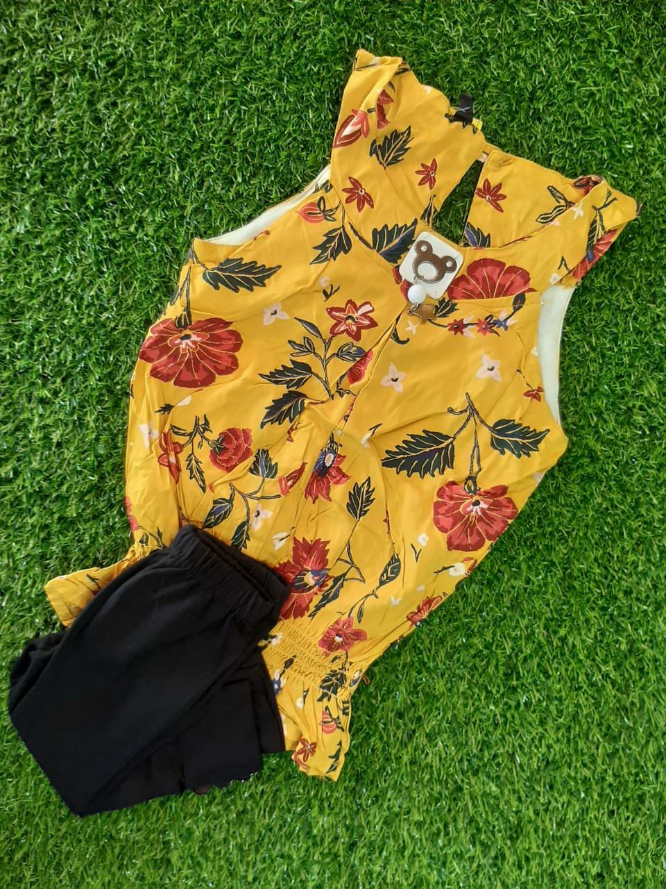 KIDS CAMP LEGGING AND TOP, YELLOW FLOWER PRINT COLOUR TOP BLACK PANT FOR KIDS