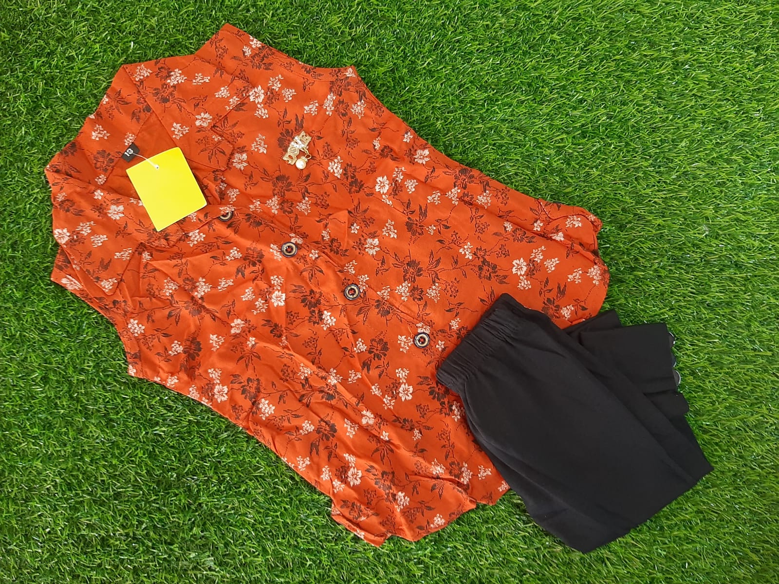 KIDS CAMP LEGGING AND TOP, ORANGE COLOUR TOP BLACK PANT FOR KIDS